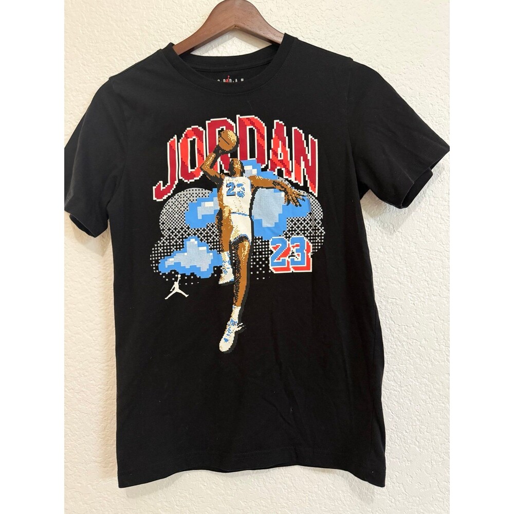 Jordan Boys Black Graphic T-Shirt Size Large 12-13Y Jumpman 23 Tee
